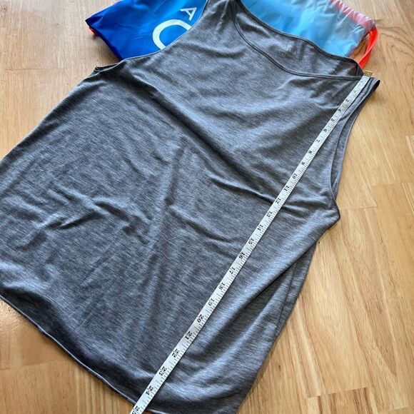 Athleta muscle tee shirt draw string bag bundle grey size XS - Picture 13 of 13